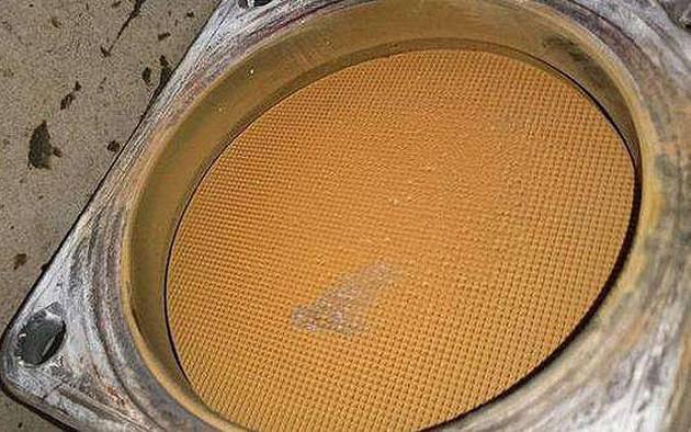 汽车报废哪些零件可以拆掉,汽车报废前别忘了留下几个零件