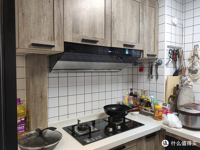 油烟机上门清洁服务,专业清洗厨房油烟机上门服务