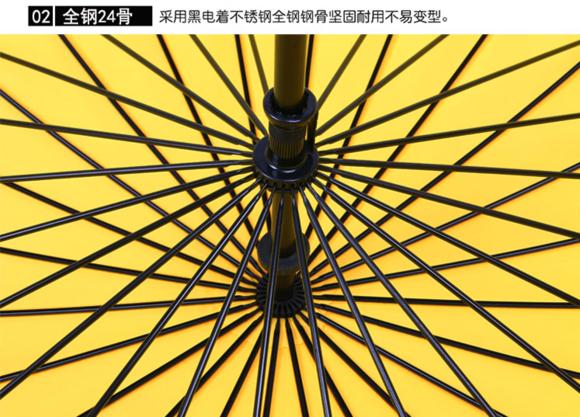 孩子在田里抓黄鳝不小心抓到蛇,捉黄鳝儿童视频