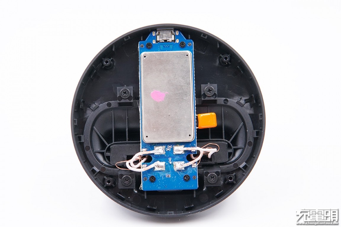 小米升降式无线充和80w无线充对比,小米20瓦无线充拆解