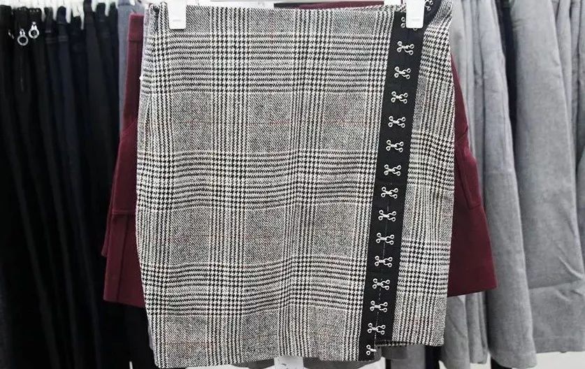 拉夏贝尔超级特卖会,拉夏贝尔特卖会全场一折起