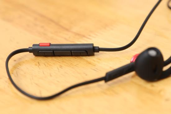 playez游戏耳机,听声辨位游戏在手机上玩