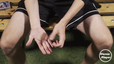 怎么选择足球鞋不磨脚,足球鞋为什么老是磨脚底长泡呢