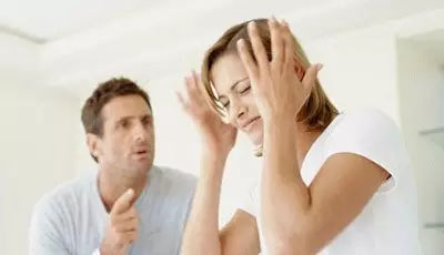 交往3年男友迟迟不求婚,交往五年男友迟迟不提结婚