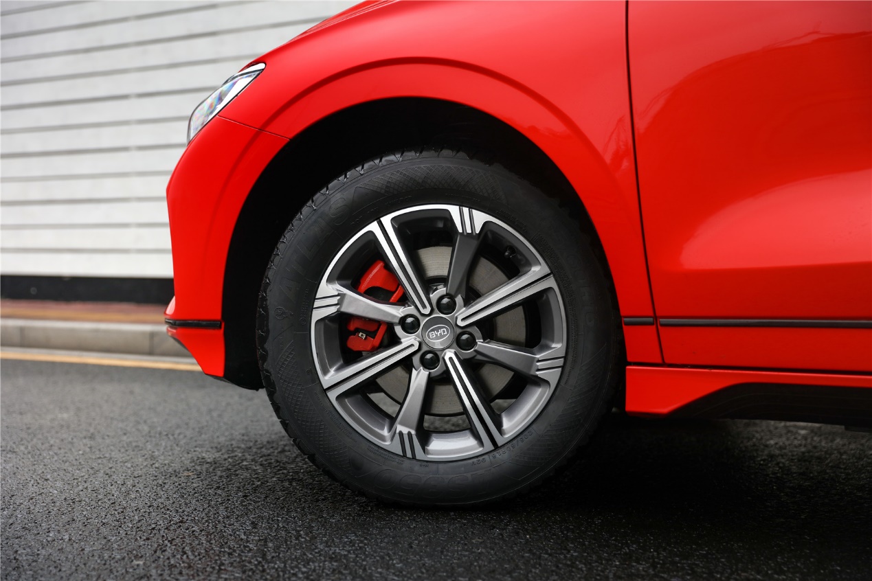 新能源车比亚迪e2值得买吗,比亚迪e2电动车好吗