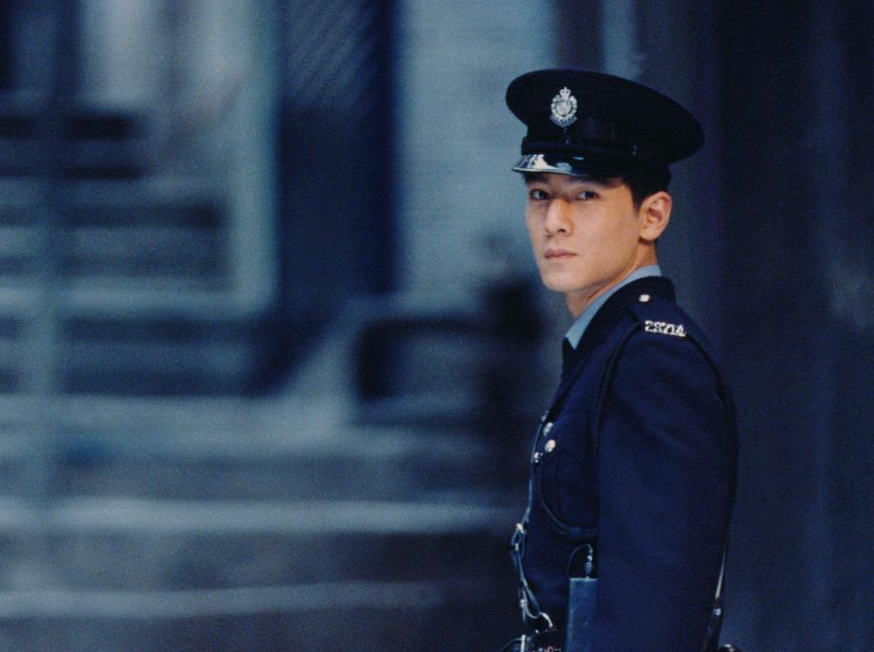 殿堂级男神,年轻的吴彦祖有多帅