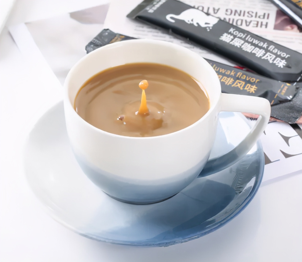 美好的一天从清晨一杯咖啡开始,美好的一天从一杯苦咖啡开始吧