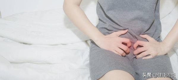 很多女生开始长痘痘是什么原因,为什么频繁的会长痘痘怎么治疗