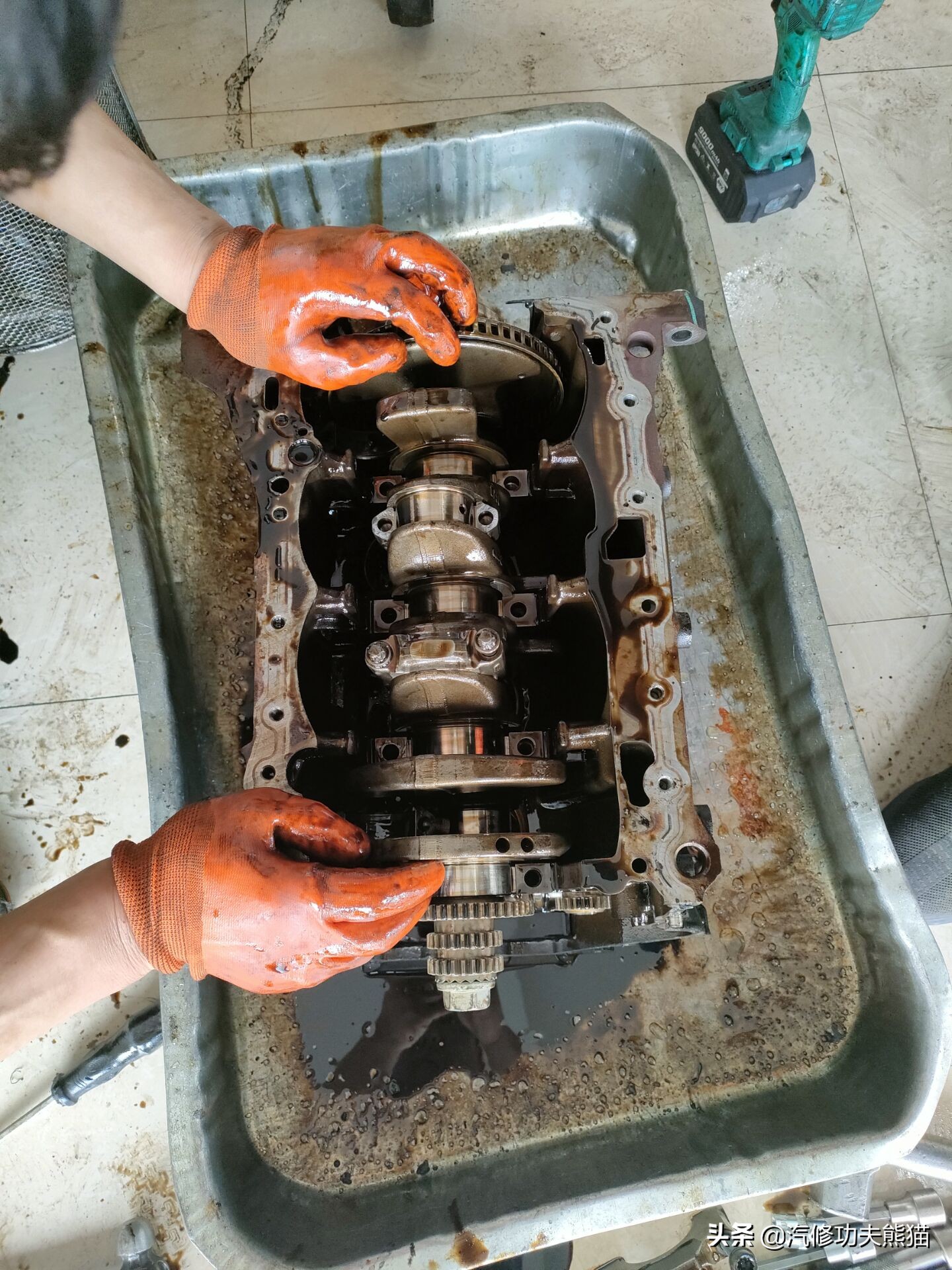 挑战奥迪A6低油耗,2009款奥迪a6l2.0t烧机油严重吗