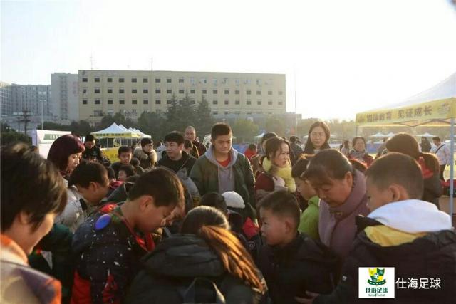 踢球是教育，拼搏是灵魂---7车网仕海杯冬季足球赛点燃冬日杭城