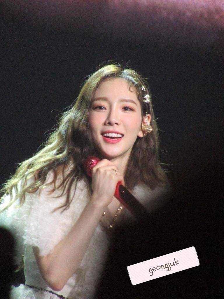 金泰妍ins评论bts,金泰妍solo2015mama