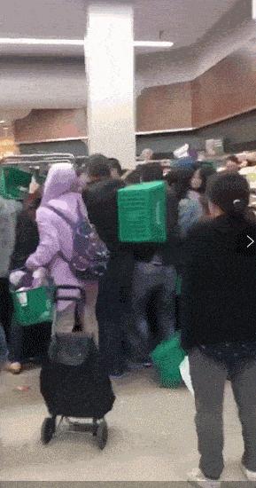 到底谁在澳洲抢奶?代购,黄牛,媒体已经分不清了