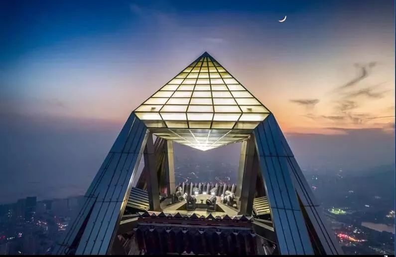 著名建筑室内照明设计分析,世界上最豪华建筑灯光设计