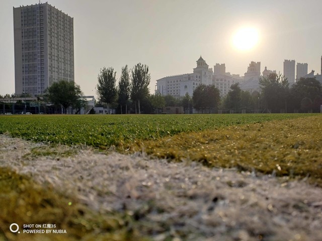 游戏液冷散热,打游戏用风扇还是用散热器好一点