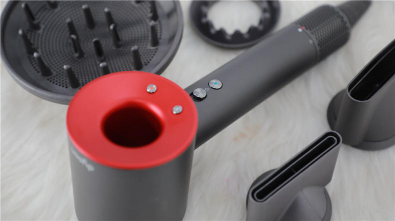 情人节礼物戴森吹风机定制款,走心情人节礼物