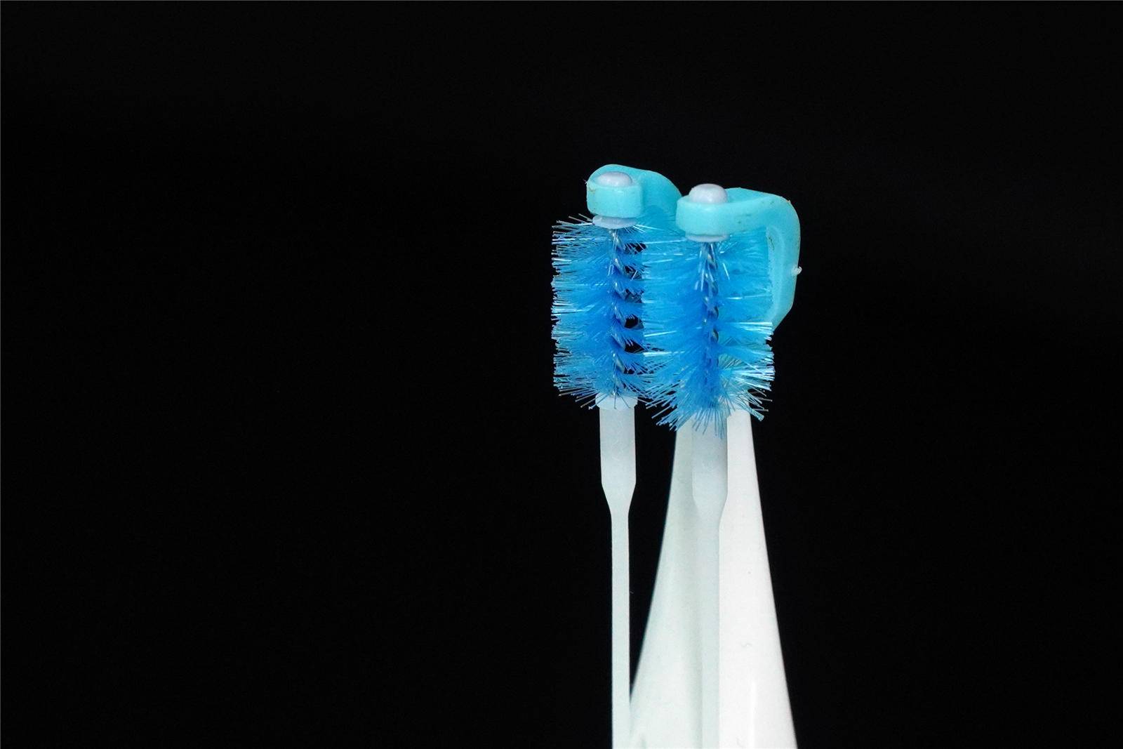 最新款电动感知牙刷测评,测评几款大人u型电动牙刷视频