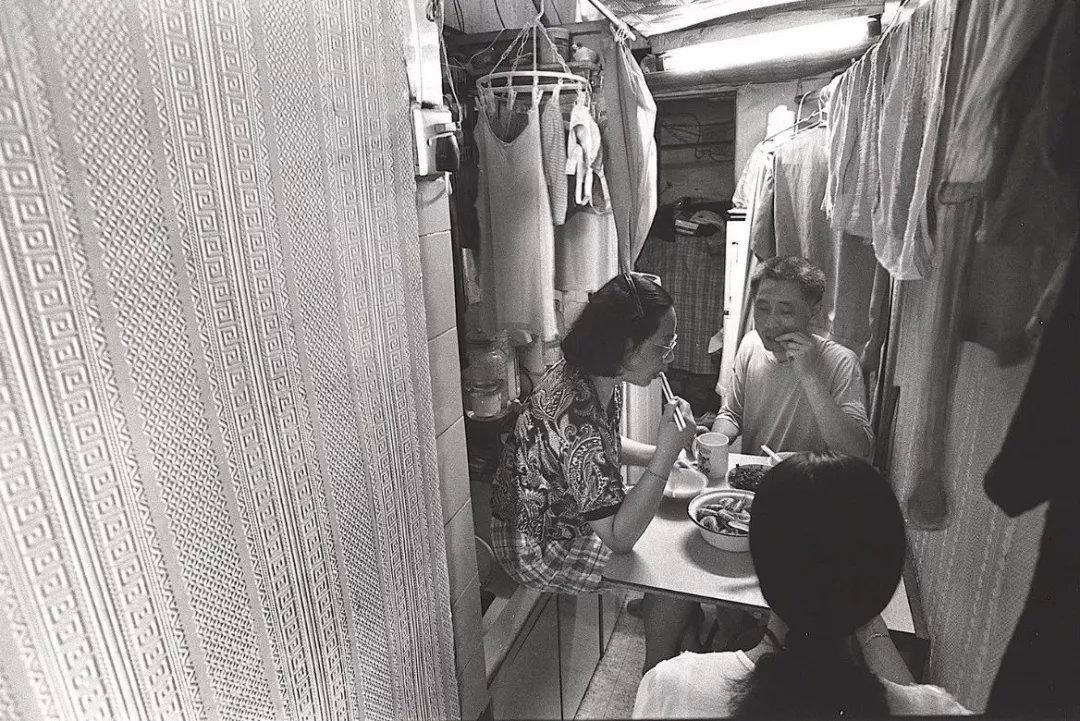 上海蜗居年代的真实故事,上海老蜗居照片