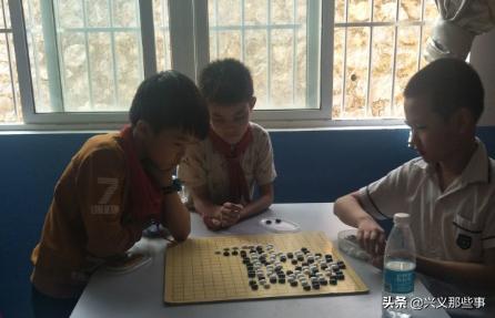 兴义市沧江乡中心小学六一班,兴义市少年宫