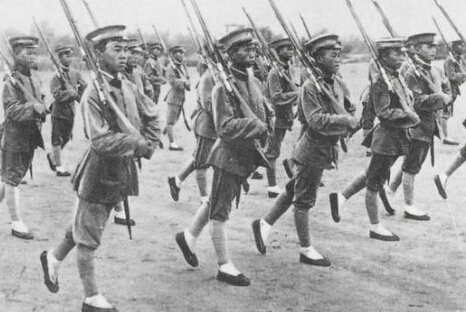 各国军鞋实力对比 (中国军鞋的进化历程)