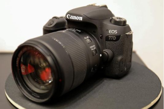 佳能数码相机推荐性价比高学生,佳能77d与佳能6d哪个更值得入手