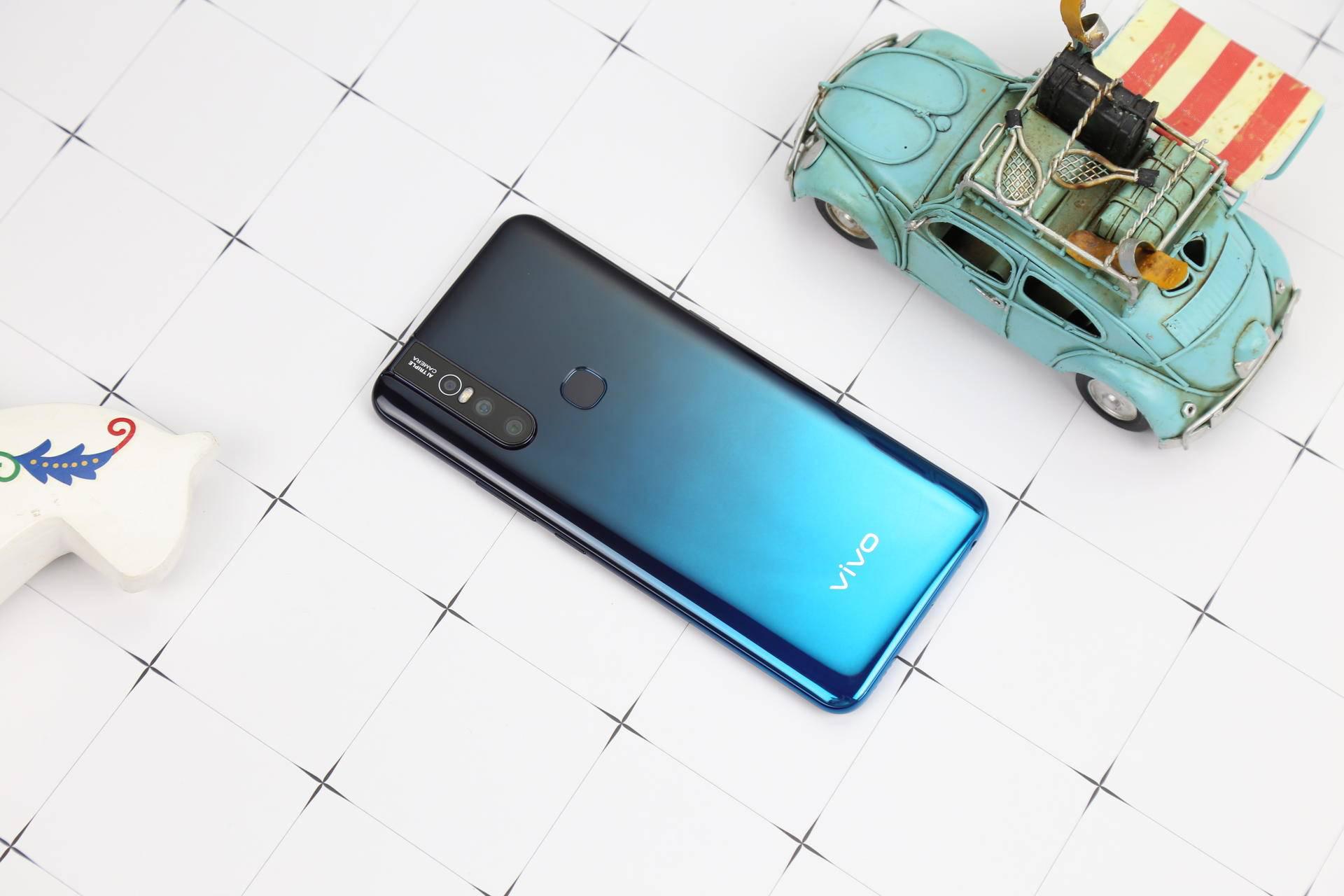 vivot1和爱酷z5续航测试,vivos10的电池续航能力