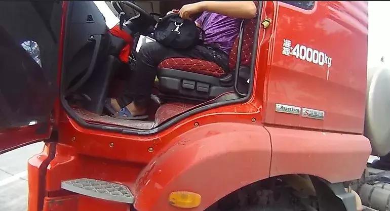 答应我天再热也要盖被子,答应我冬天再冷也不要抱别人