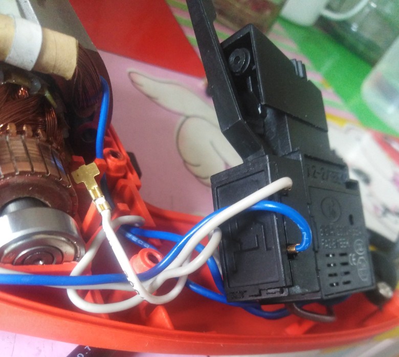 手电钻内部构造,手电钻的各组成部分图片