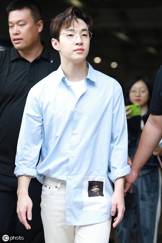 刘宪华新的综艺节目,刘宪华新年照