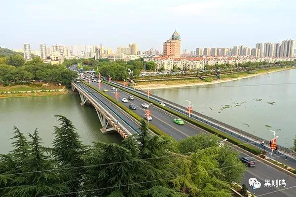 南京相隔百年的照片,南京城景对比图