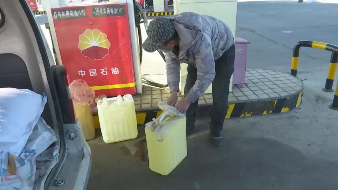 9小时，50张图，带您看全村最靓“代购员”