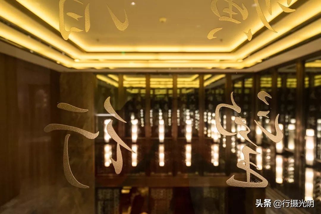 安吉民宿下雪的视频,安吉城堡酒店