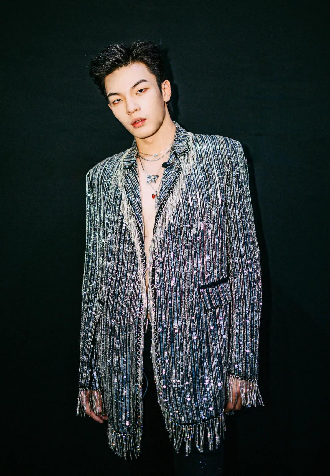 苦闷的2020年最后一个月，就让INNERSECT来一拳结束