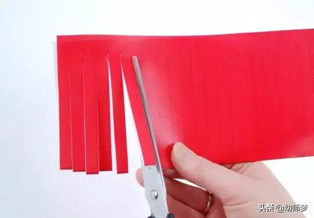 新年红包手工灯笼制作步骤,2022新年挂饰手工灯笼