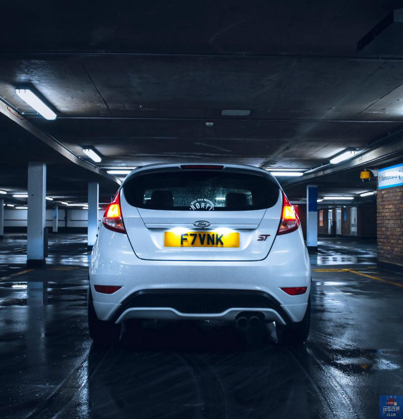 福特嘉年华st1.6t12款小钢炮,嘉年华stminicoopers