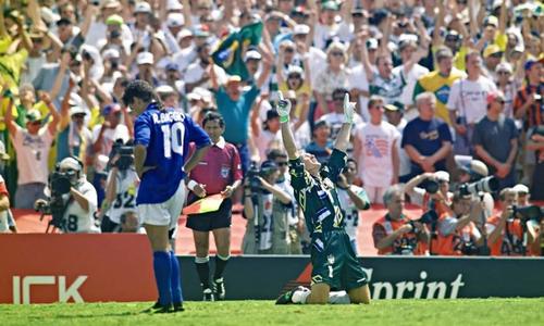 忧郁王子罗伯特巴乔集锦,忧郁王子罗伯特巴乔踢飞点球