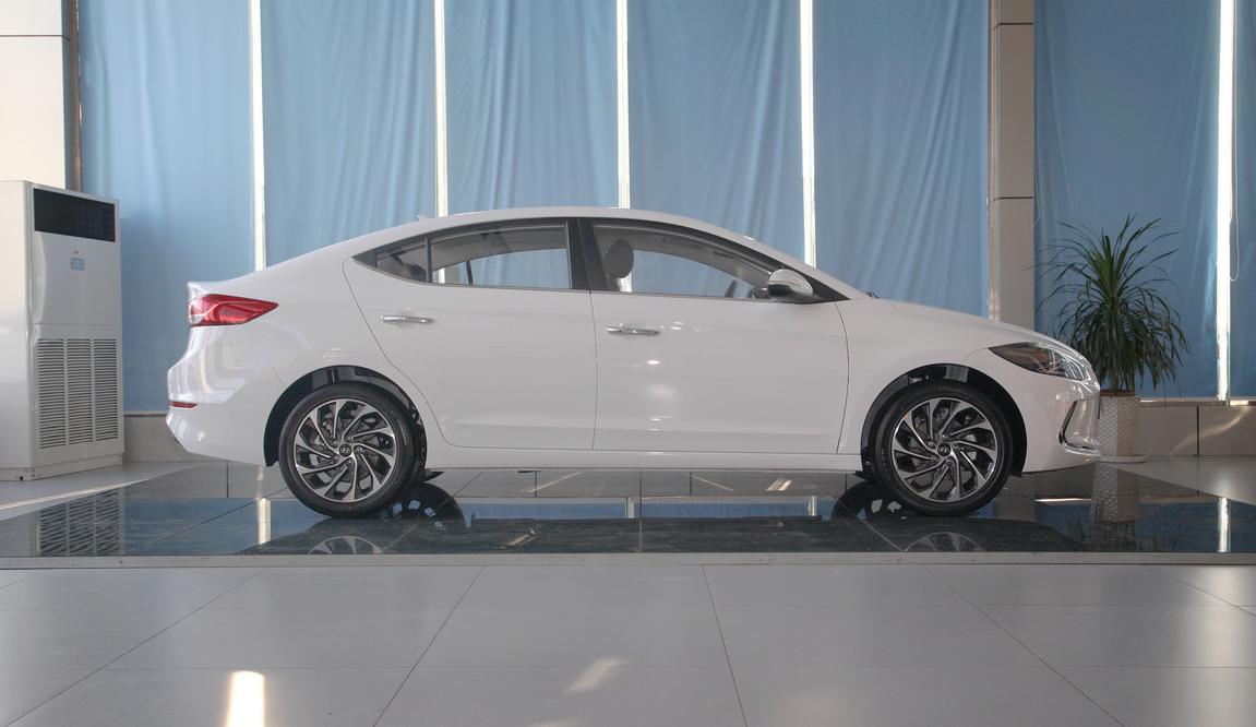 低油耗强动力合资紧凑型家轿,这台合资家用车起售不到6万