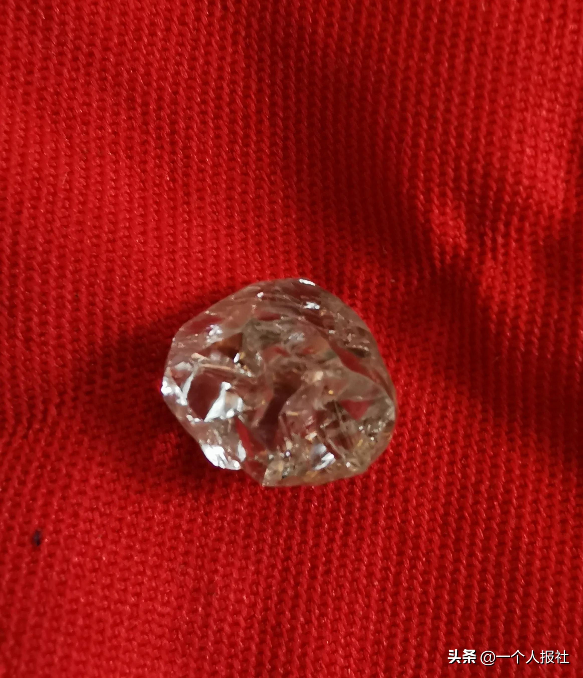 閽荤煶鍘熺煶鍘熷澶栬,閽荤煶鍘熺煶鍥剧墖澶у叏