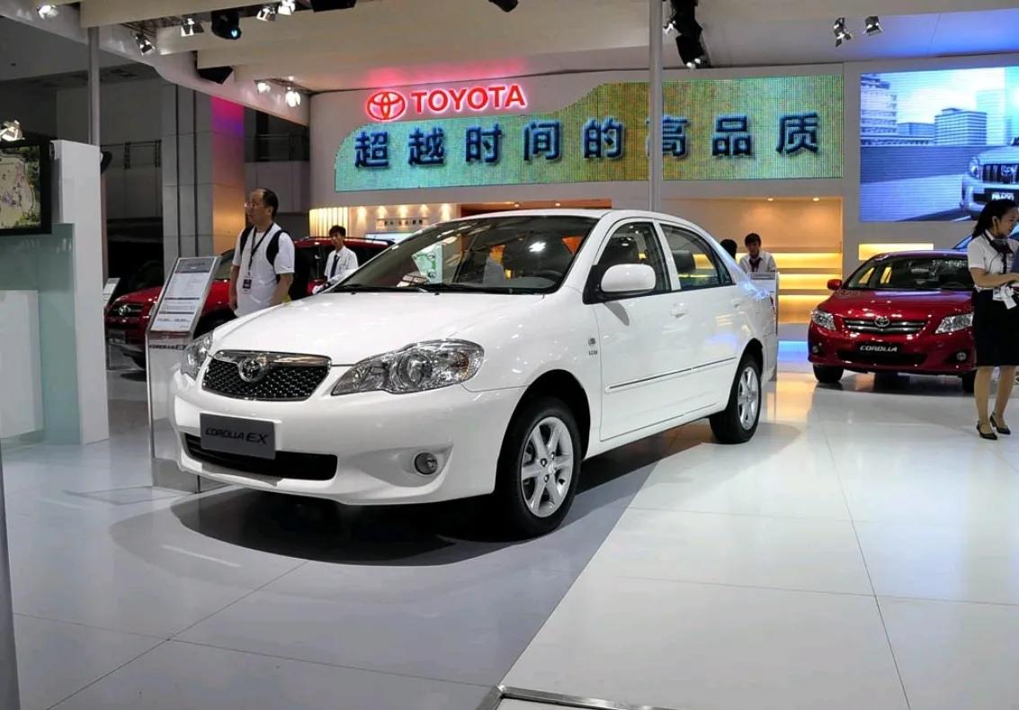 一万左右的日产蓝鸟值得买么,花冠哪款车最值得买