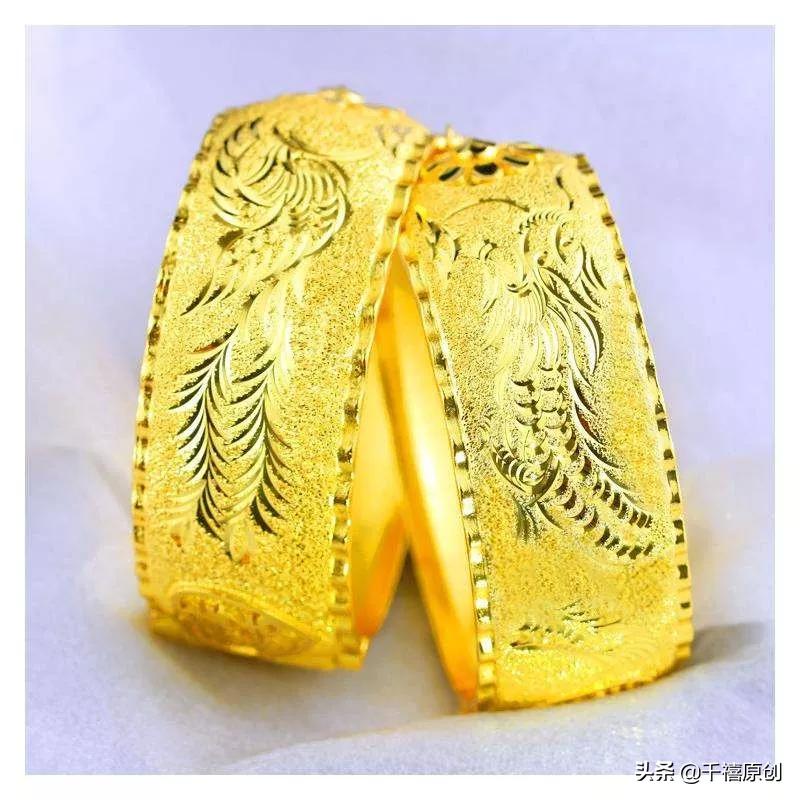 女人佩戴什么样的手镯最养人,女人一生最幸福的玉镯