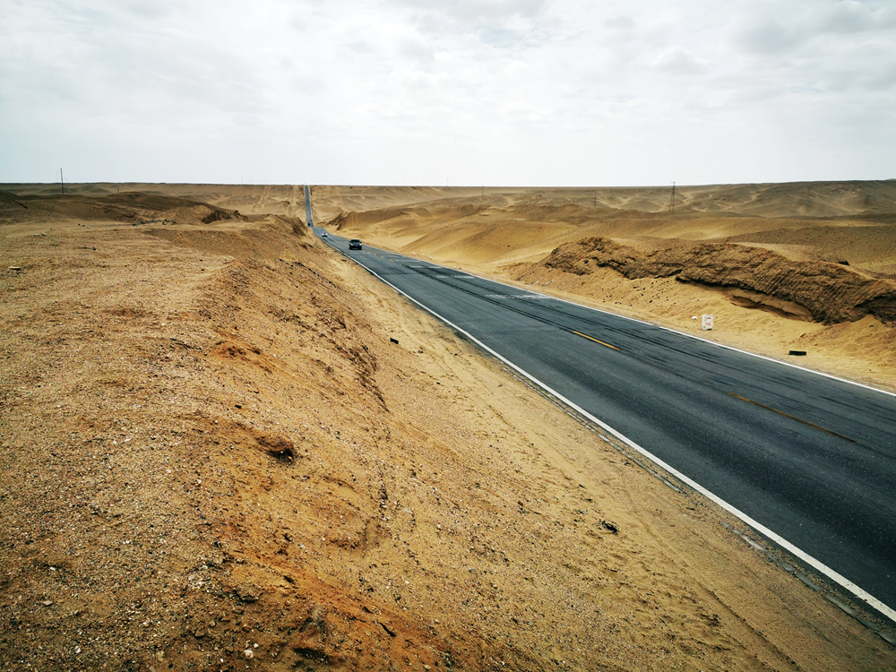 315国道戈壁,酷道自驾