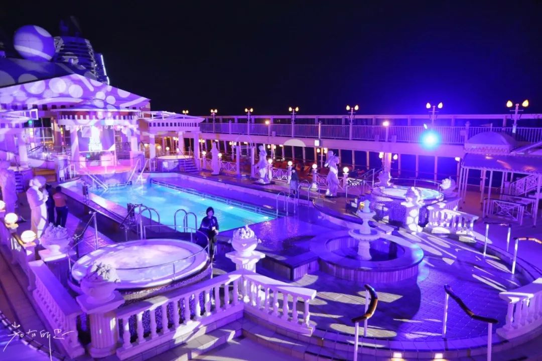 带父母豪华游轮环球旅行,带着父母们出游