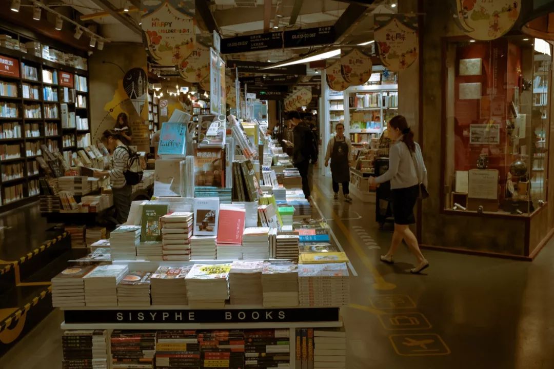 我和男朋友一起上班,我和男朋友在同一家公司实习