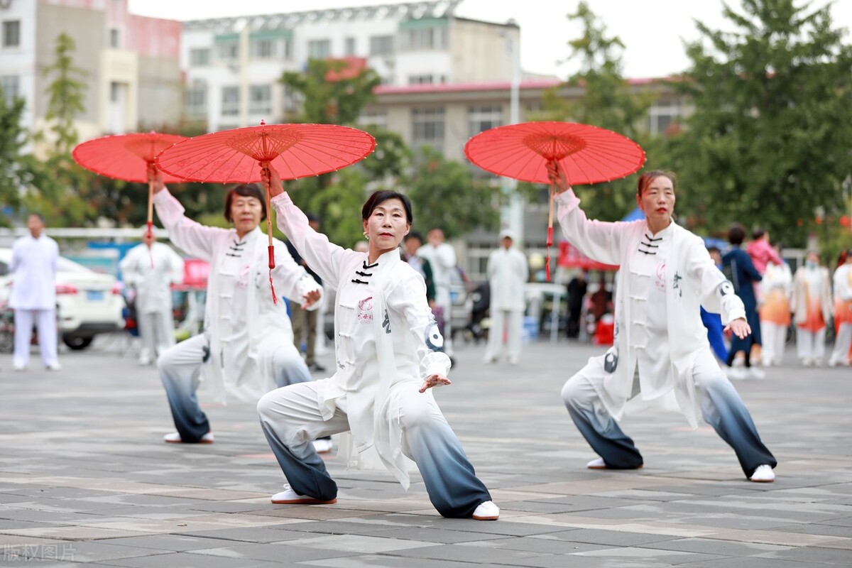 老年人健全社区养老服务体系,社区居家养老服务怎么和社区合作