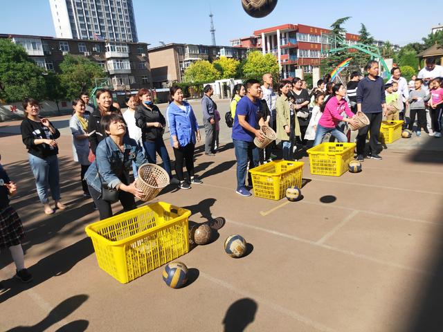 瓒崇悆姣旇禌宄板嘲鐭垮尯绗竴灏忓,蹇箰瓒崇悆婊规脖娌虫梺