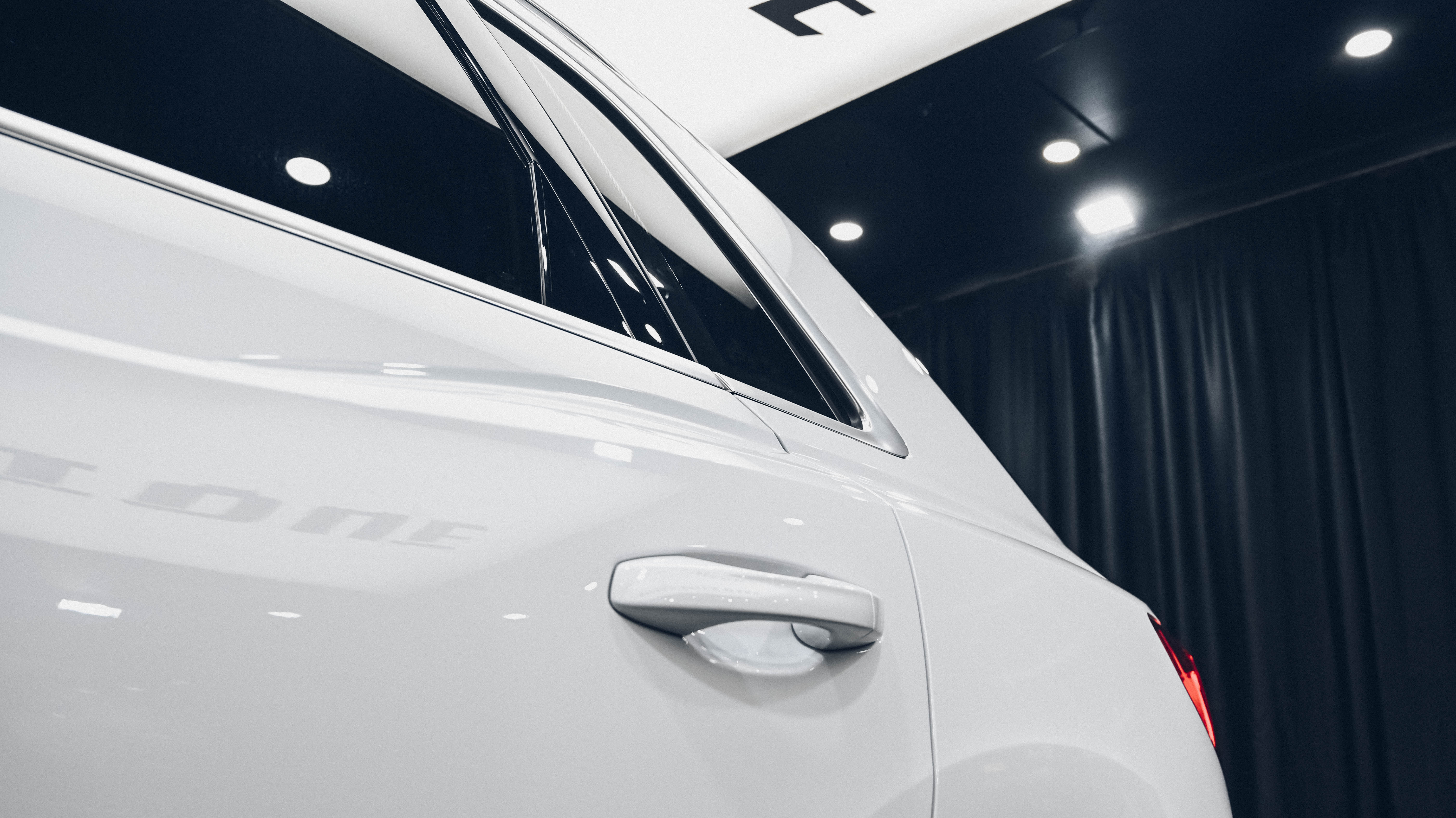 奥迪q3隐形车衣价格2014年,奥迪q3贴xpel隐形车衣多少钱