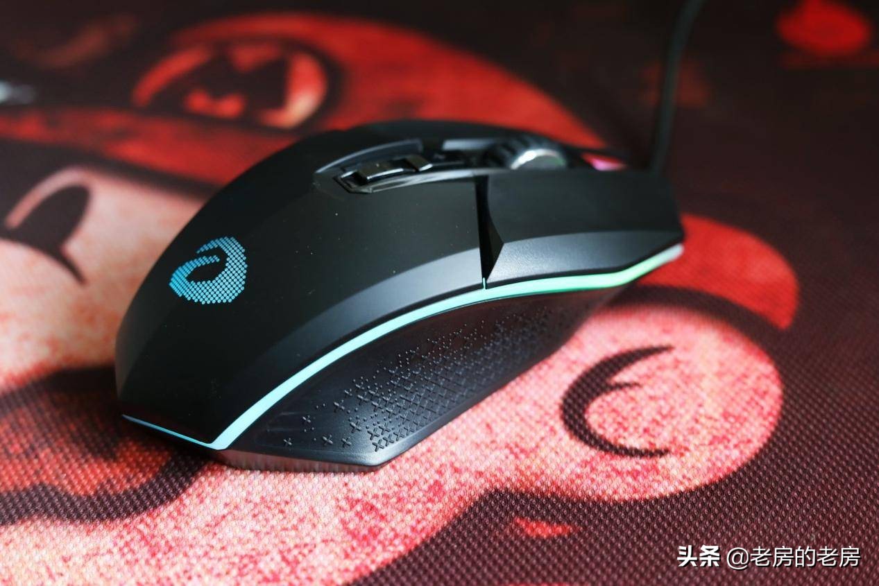 达尔优牧马人的鼠标怎么设置吃鸡,达尔优牧马人鼠标一般是几代的