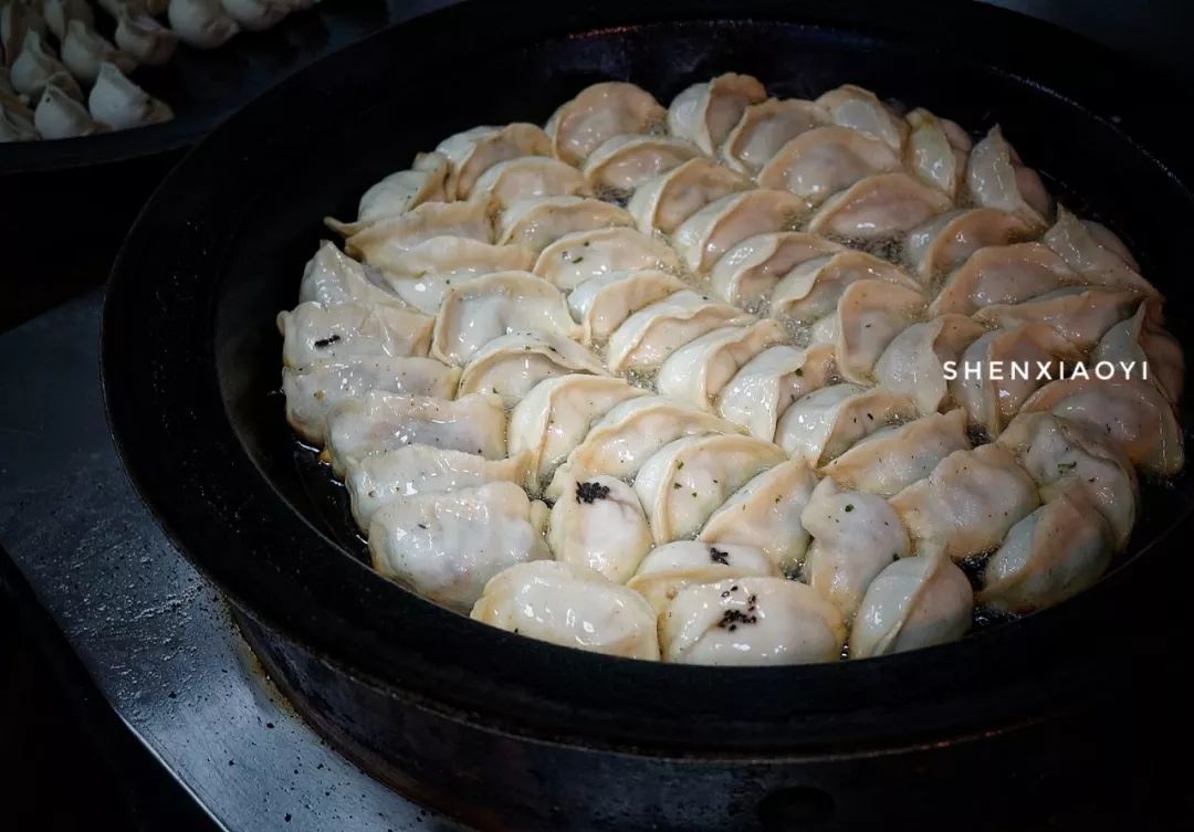 探访200家店总结出网红店5大套路,探访5平方店面