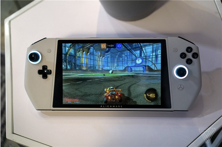 唯品会涉嫌出售假羊毛衫；Alienware展示新掌机但暂时不会发