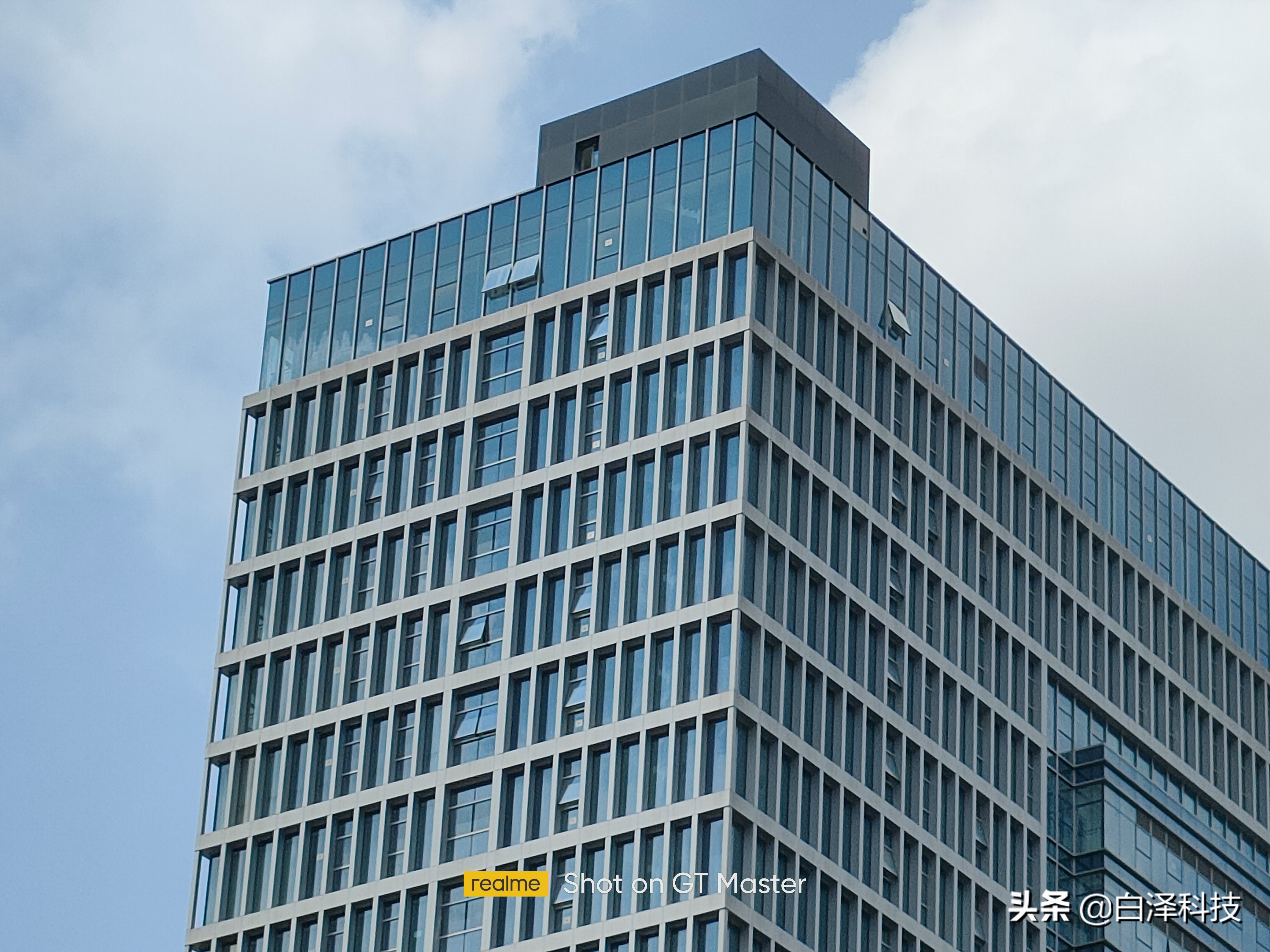 realmegt大师探索版值得入手吗,realmegt大师探索版夜景拍照评测