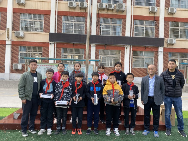 小学足球联赛颁奖仪式,中心小学足球联赛颁奖仪式